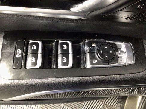 Used 2021 Kia Telluride SX w/ SX Prestige Package image 17