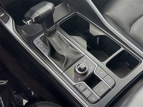 Certified 2024 Kia Sorento S image 17