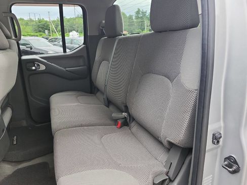 Used 2012 Nissan Frontier SV w/ SV Premium Utility Pkg image 14