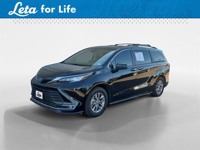 Used 2023 Toyota Sienna XLE