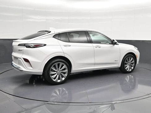 Used 2024 Buick Envista Avenir FWD image 3