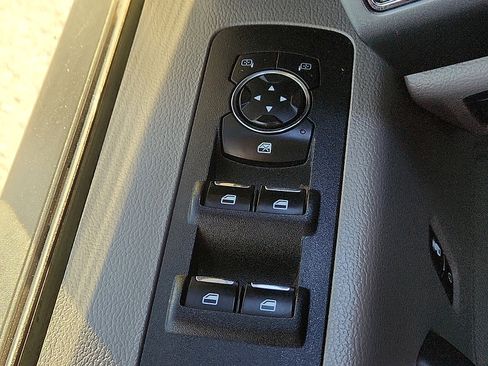 Used 2020 Ford F150 XLT w/ Equipment Group 302A Luxury image 17