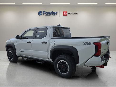 New 2026 Toyota Tacoma TRD Off-Road AWD/4WD image 5