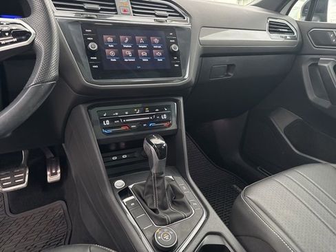 Certified 2023 Volkswagen Tiguan SE R-Line image 19