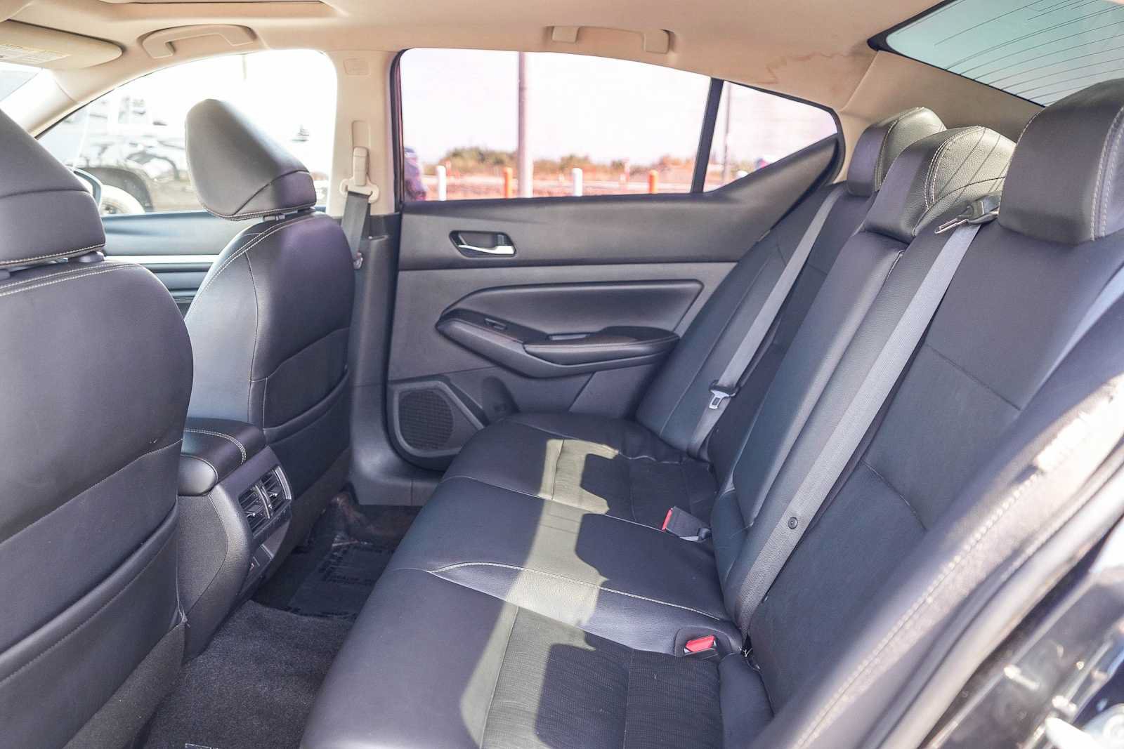 Used 2019 Nissan Altima 2.5 SL FWD image 21