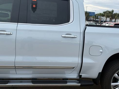 New 2026 Chevrolet Silverado 1500 High Country w/ High Country Premium Package image 17