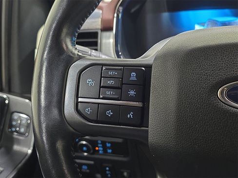 Used 2021 Ford F150 Lariat w/ Equipment Group 502A High image 18