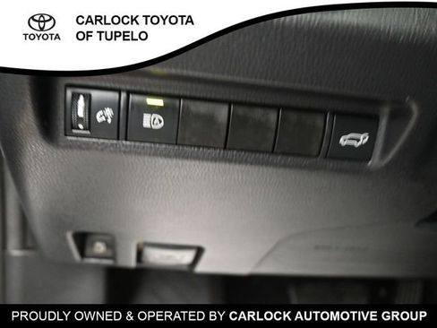 Used 2021 Toyota RAV4 XLE image 16