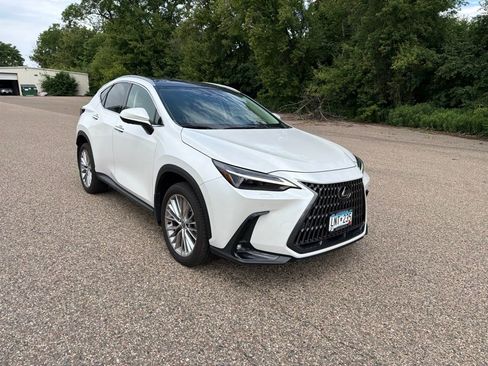Certified 2024 Lexus NX 350 AWD w/ Vision Package image 17