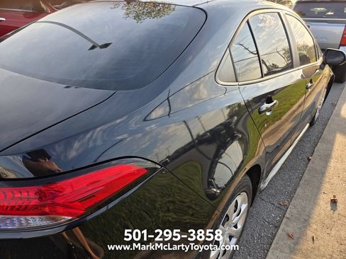 Used 2020 Toyota Corolla LE FWD image 9