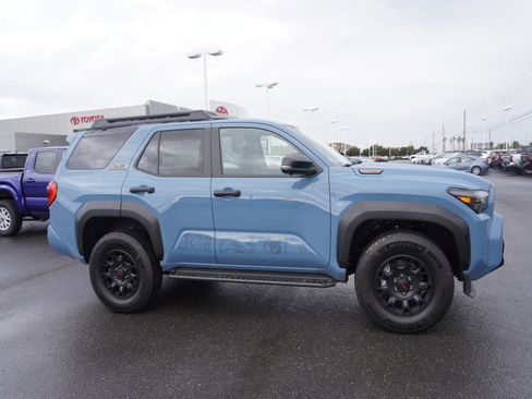 New 2025 Toyota 4Runner TRD Off-Road Premium image 4