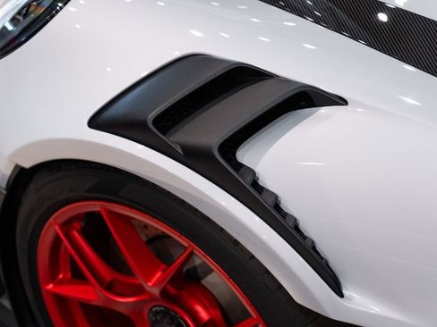Used 2025 Porsche 911 GT3 RS RWD image 12