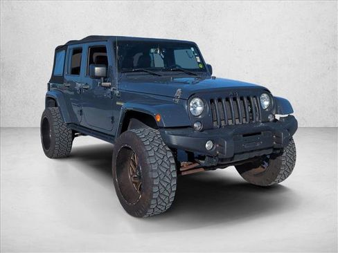Used 2018 Jeep Wrangler Unlimited Sport image 3