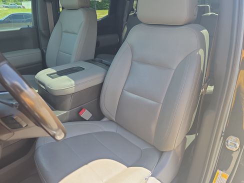 Used 2021 GMC Sierra 1500 SLT w/ SLT Premium Plus Package AWD/4WD image 13