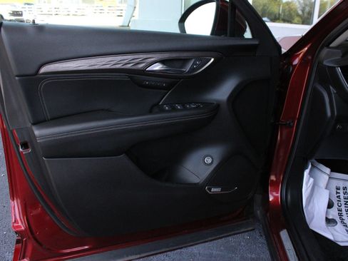 Used 2023 Buick Envision Avenir FWD image 11