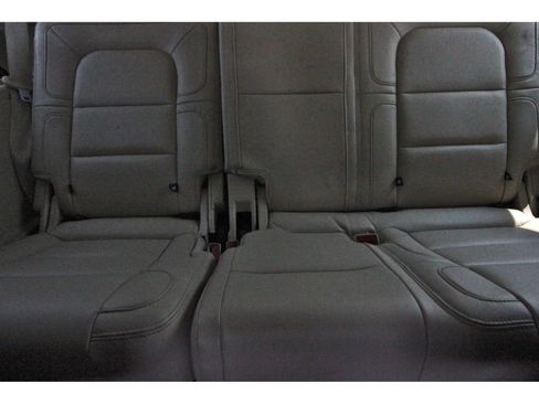 Used 2021 Lincoln Navigator Reserve w/ Luxury Package RWD image 16