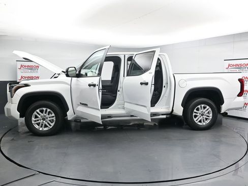 Used 2023 Toyota Tundra SR5 w/ SR5 Convenience Package AWD/4WD image 45
