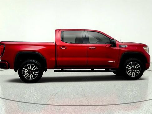 Used 2020 GMC Sierra 1500 AT4 w/ AT4 Premium Package AWD/4WD image 4