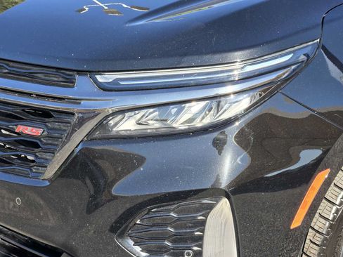 Used 2023 Chevrolet Equinox RS w/ RS Leather Package FWD image 9