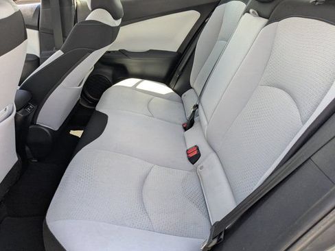 Used 2021 Toyota Prius LE FWD image 12