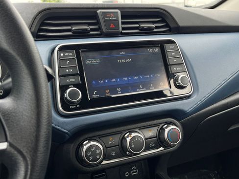 Used 2025 Nissan Versa SV image 20