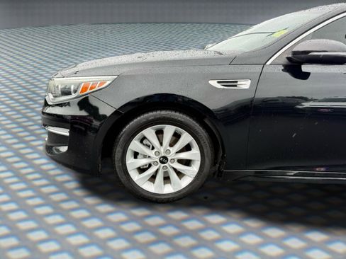 Used 2016 Kia Optima EX FWD image 12