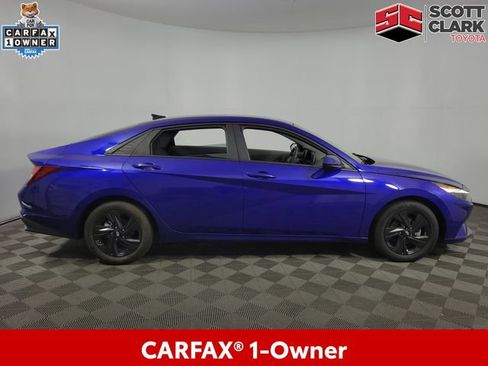 Used 2023 Hyundai Elantra SEL w/ Cargo Package FWD image 10