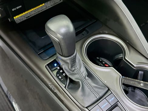 Used 2021 Toyota Camry XSE w/ Navigation Package FWD image 21