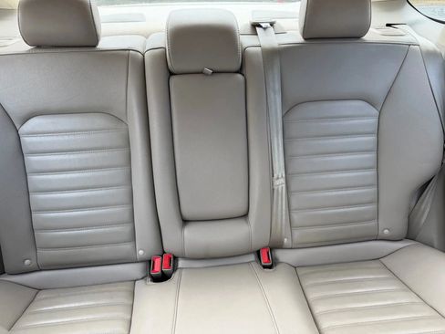 Used 2017 Ford Fusion SE w/ Fusion SE Technology Package image 28