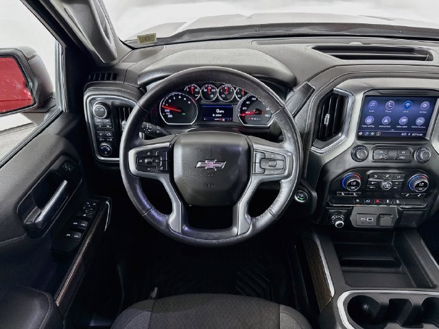Used 2022 Chevrolet Silverado 1500 RST AWD/4WD image 23