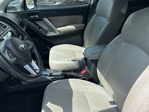 Used 2018 Subaru Forester 2.5i Limited image 10