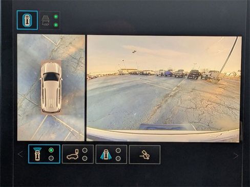 Used 2024 GMC Acadia Elevation image 26