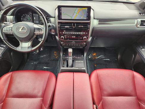 Used 2022 Lexus GX 460 Luxury w/ Off Road Package image 31