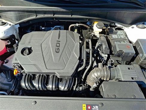 Certified 2025 Kia Sorento LX image 27