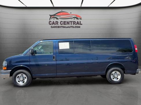 Used 2015 Chevrolet Express 3500 LT w/ LT Preferred Equipment Group RWD image 8