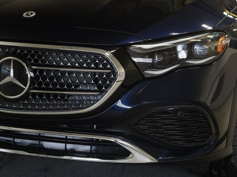 New 2026 Mercedes-Benz E 450 4MATIC All-Terrain Wagon image 8