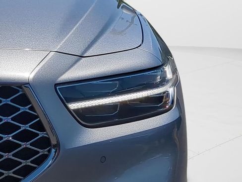 Used 2021 Genesis G90 3.3T Premium RWD image 25