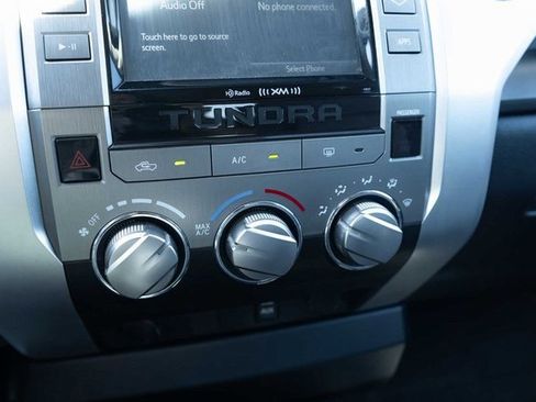 Used 2017 Toyota Tundra SR5 image 18