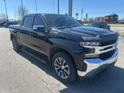 Used 2021 Chevrolet Silverado 1500 LT w/ All Star Edition Plus image 2