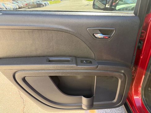 Used 2010 Dodge Journey SE w/ Popular Equipment Group image 13