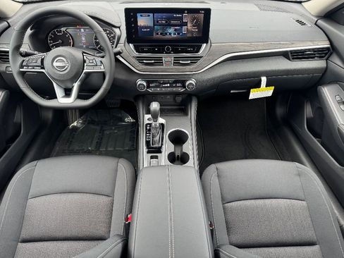 New 2025 Nissan Altima 2.5 SV w/ SV Premium Package image 9
