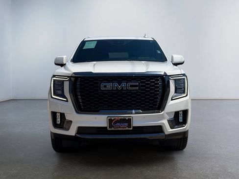 Used 2023 GMC Yukon Denali Ultimate AWD/4WD image 2