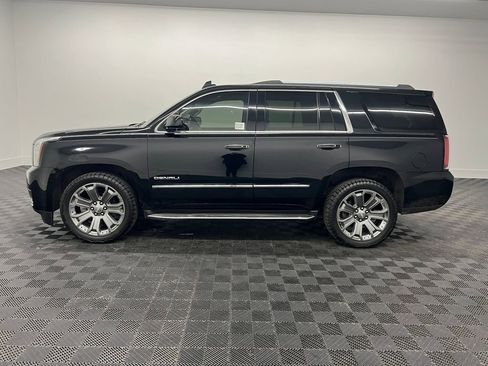 Used 2015 GMC Yukon Denali image 2