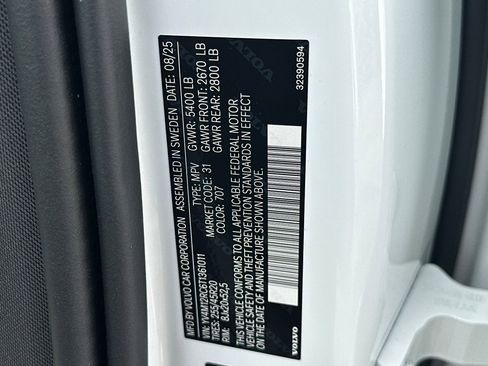 New 2026 Volvo XC60 B5 Plus w/ Climate Package image 23