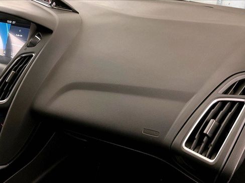 Used 2018 Ford Focus RS image 15