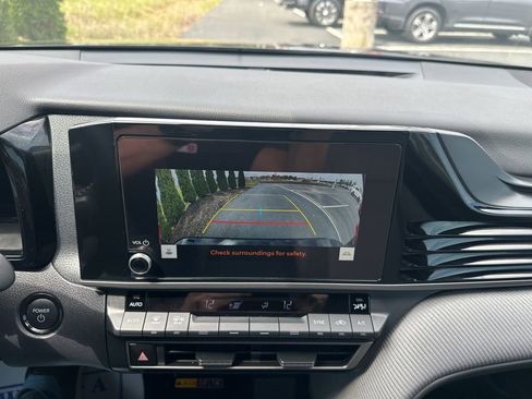 Certified 2025 Toyota Camry SE image 20