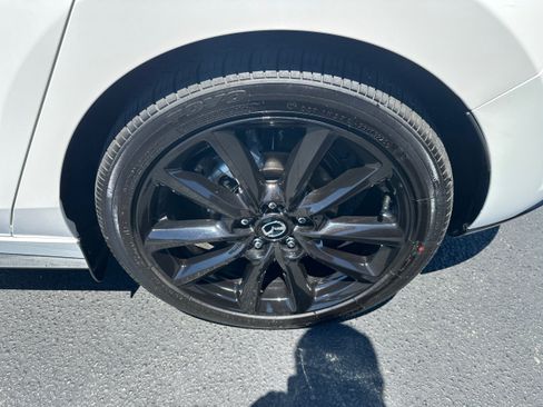 Certified 2026 MAZDA MAZDA3 2.5 S Hatchback w/ Premium Pkg FWD image 28