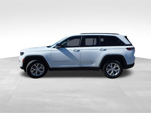Used 2023 Jeep Grand Cherokee Limited AWD/4WD image 5