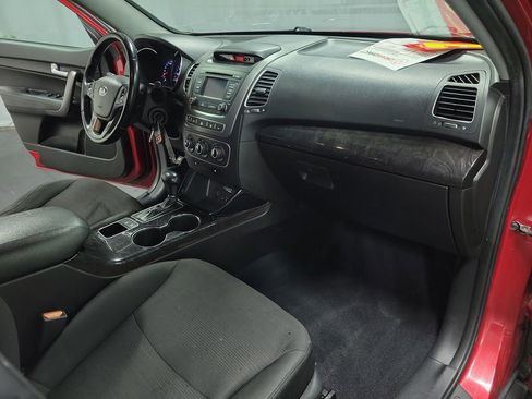 Used 2015 Kia Sorento LX FWD image 26