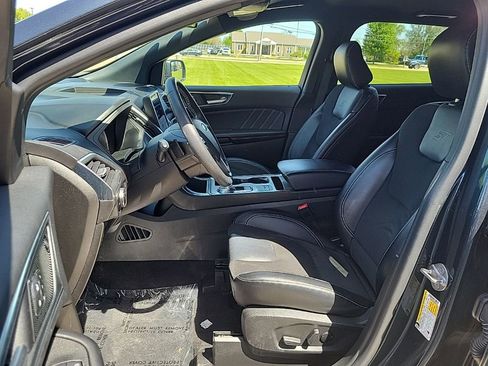 Used 2024 Ford Edge ST AWD/4WD image 8